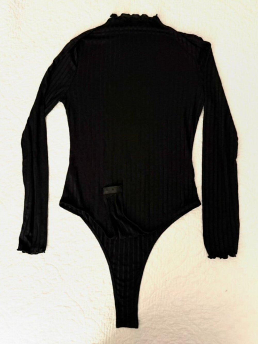 SHEIN Felegant Ribbed Lettuce-Edge Mock Neck Bodysuit, NWOT size Large